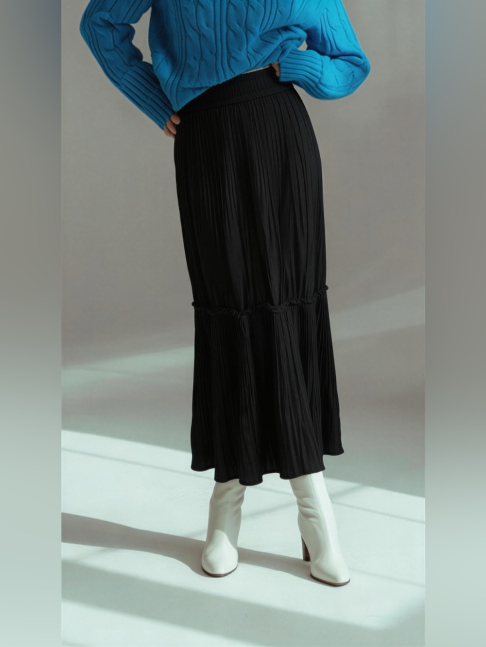 Rachel Zoe Size M Silky Pleated Skirt Long Classic Feminine Heritage Church Chic